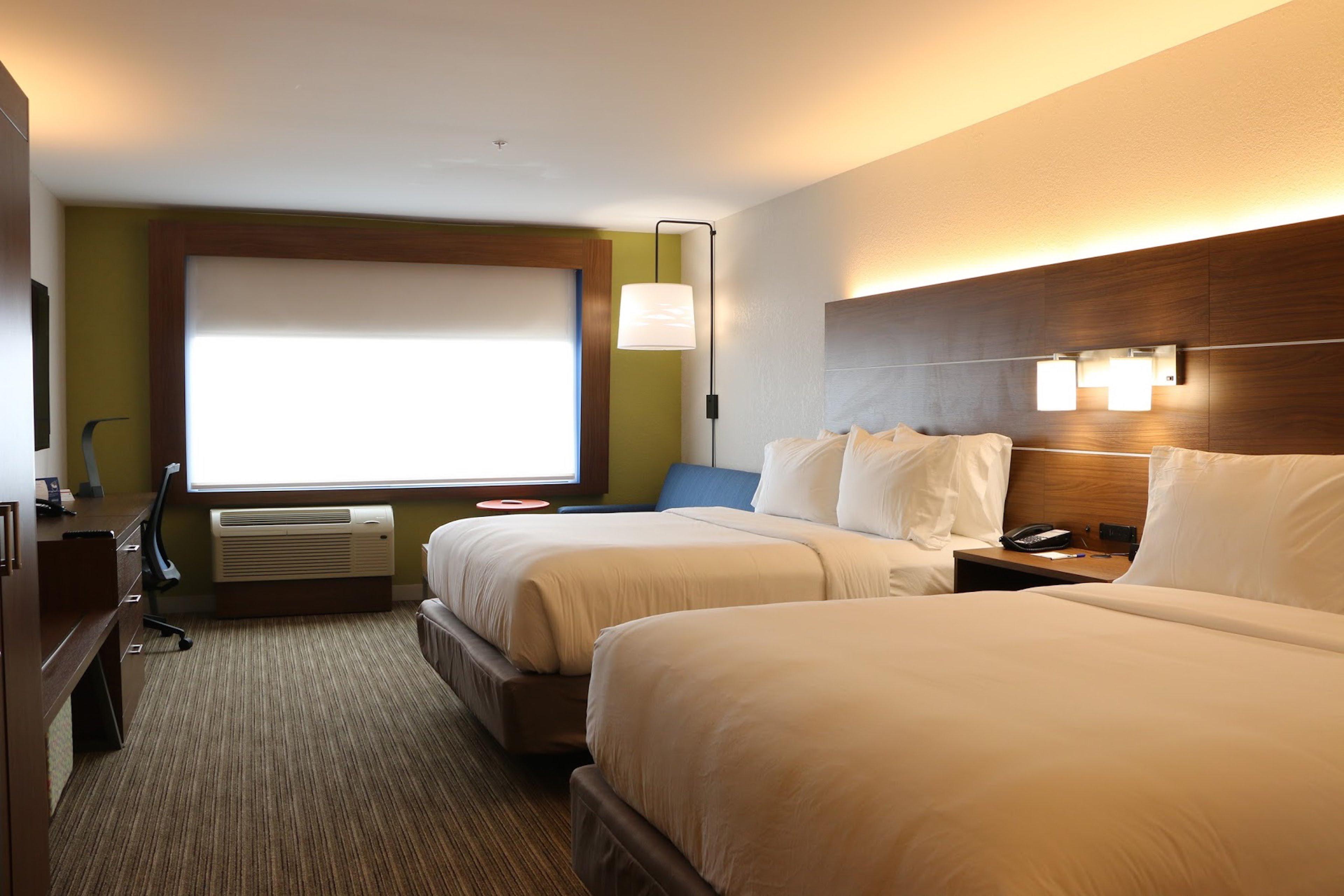 Holiday Inn Express & Suites - Detroit Northwest - Livonia By Ihg Exterior photo